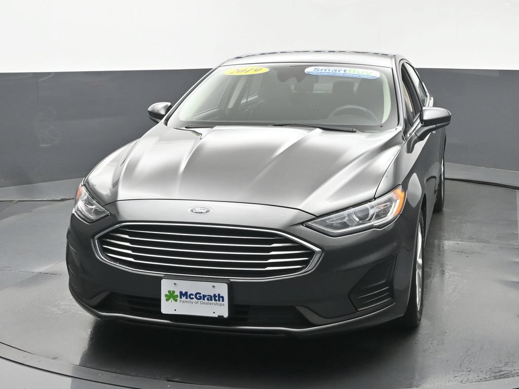 Used 2019 Ford Fusion SE FWD image 6