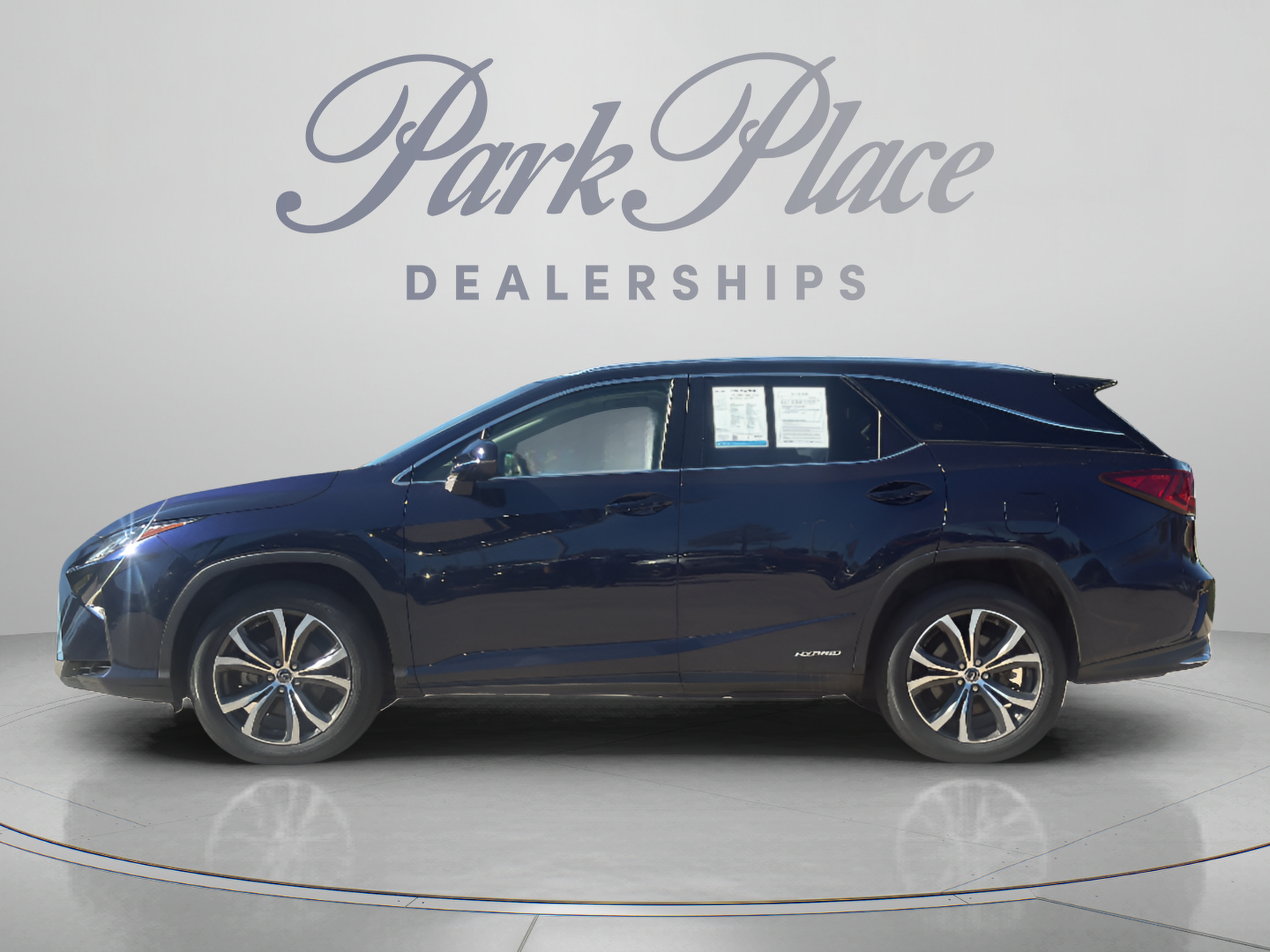 Used 2019 Lexus RX 450hL Premium w/ Premium Package AWD/4WD image 2