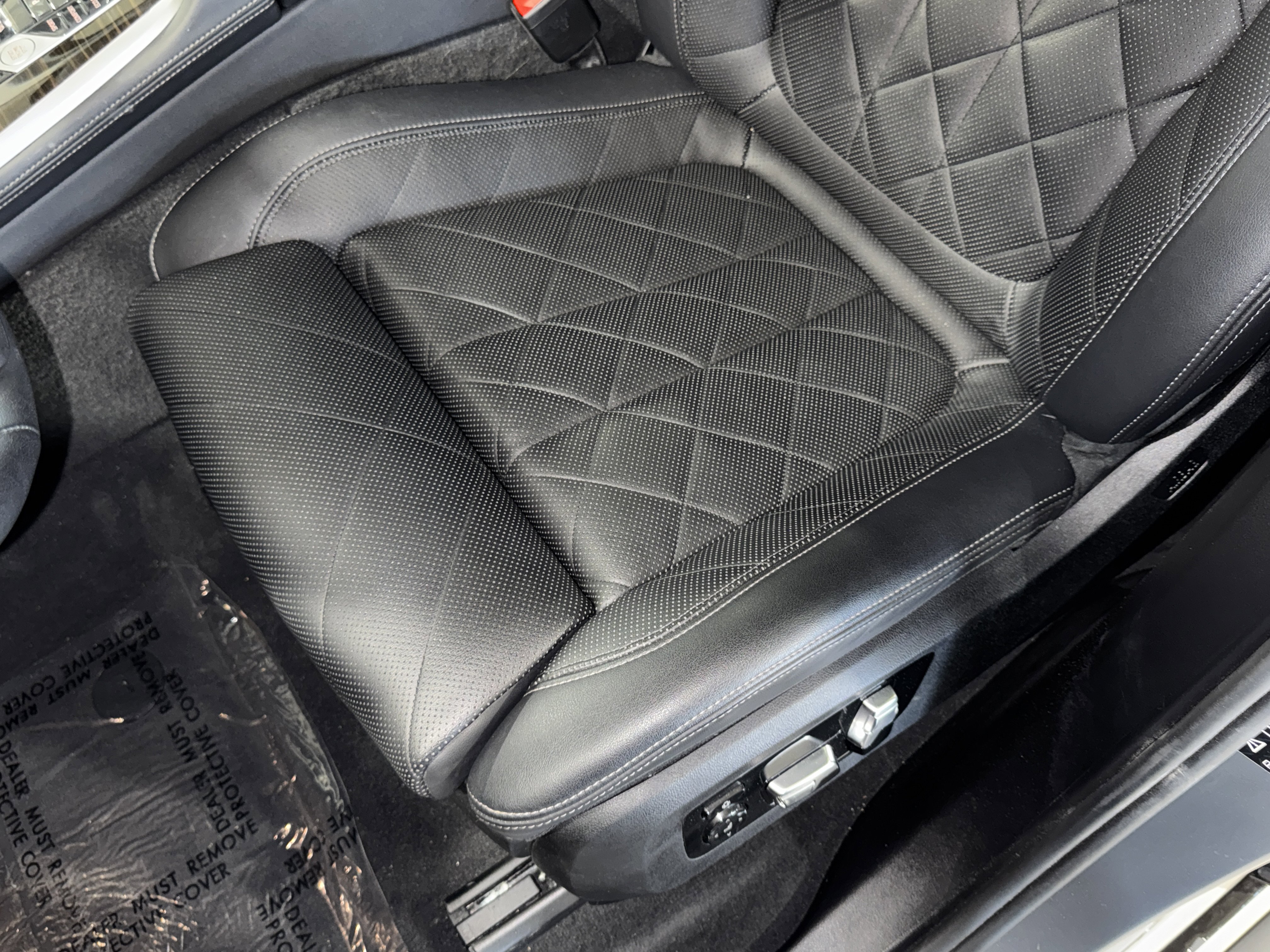 Used 2023 BMW X7 xDrive40i w/ Premium Package image 35