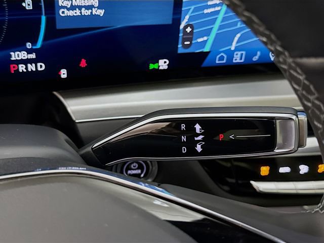 Used 2025 Cadillac Lyriq Sport image 19