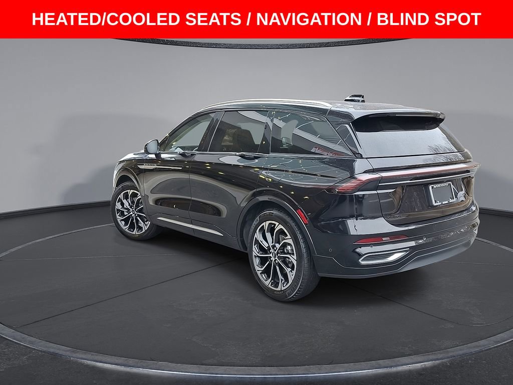 Used 2024 Lincoln Nautilus Reserve w/ Equipment Group 202A image 22