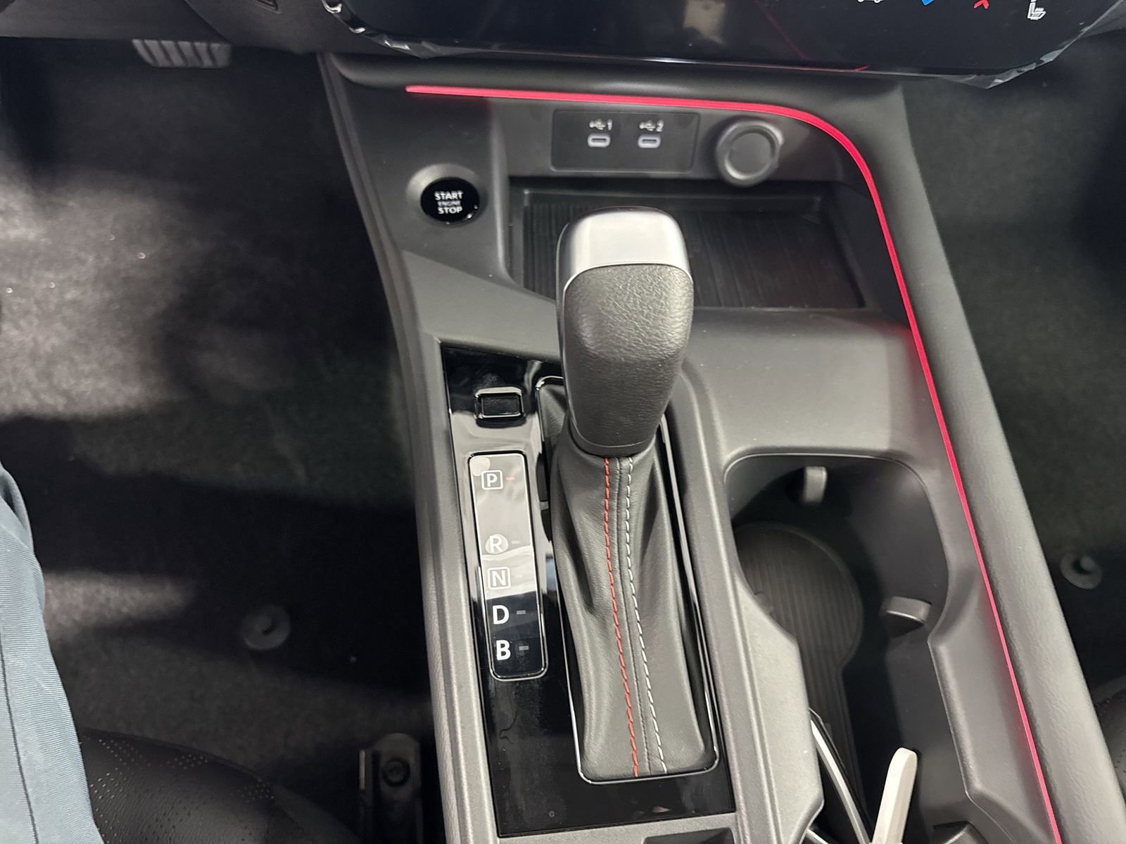 New 2026 Nissan Sentra SR w/ SR Premium Package FWD image 22