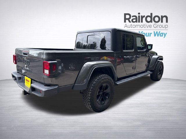 Used 2023 Jeep Gladiator Sport AWD/4WD image 7