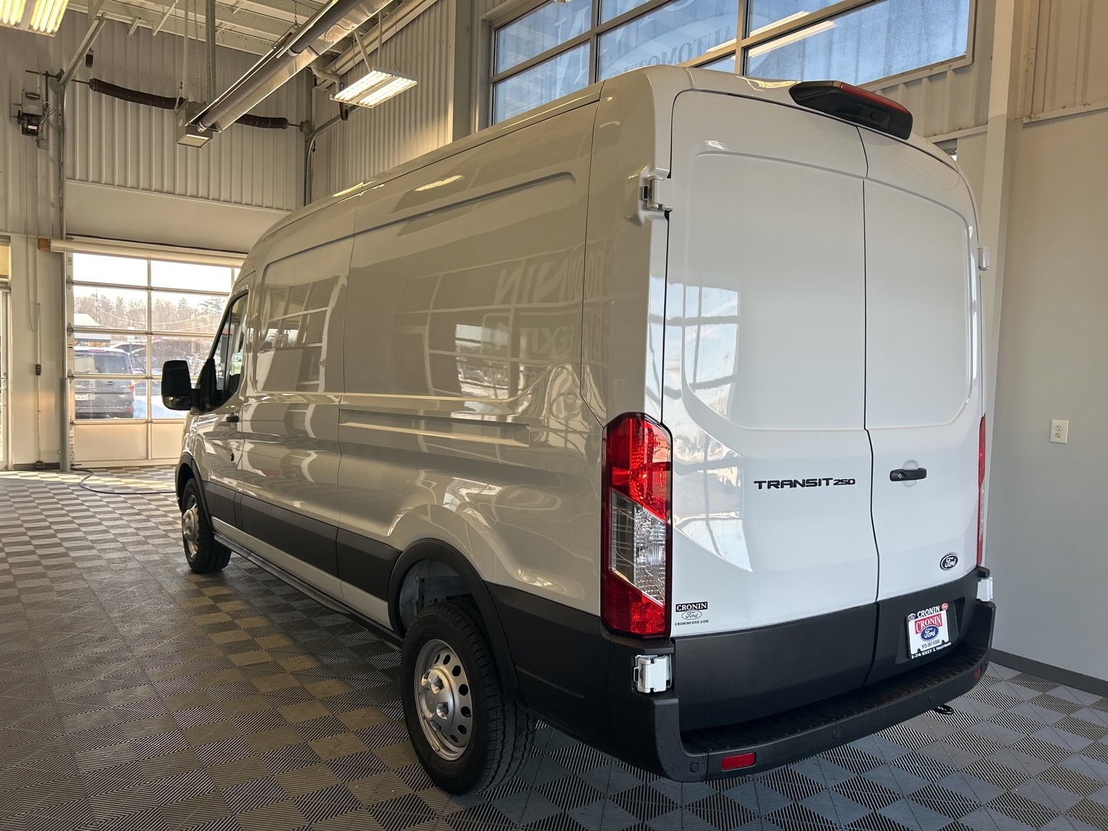 New 2026 Ford Transit 250 148 Medium Roof RWD image 4