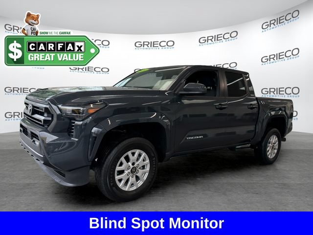 Used 2024 Toyota Tacoma SR5 RWD image 3