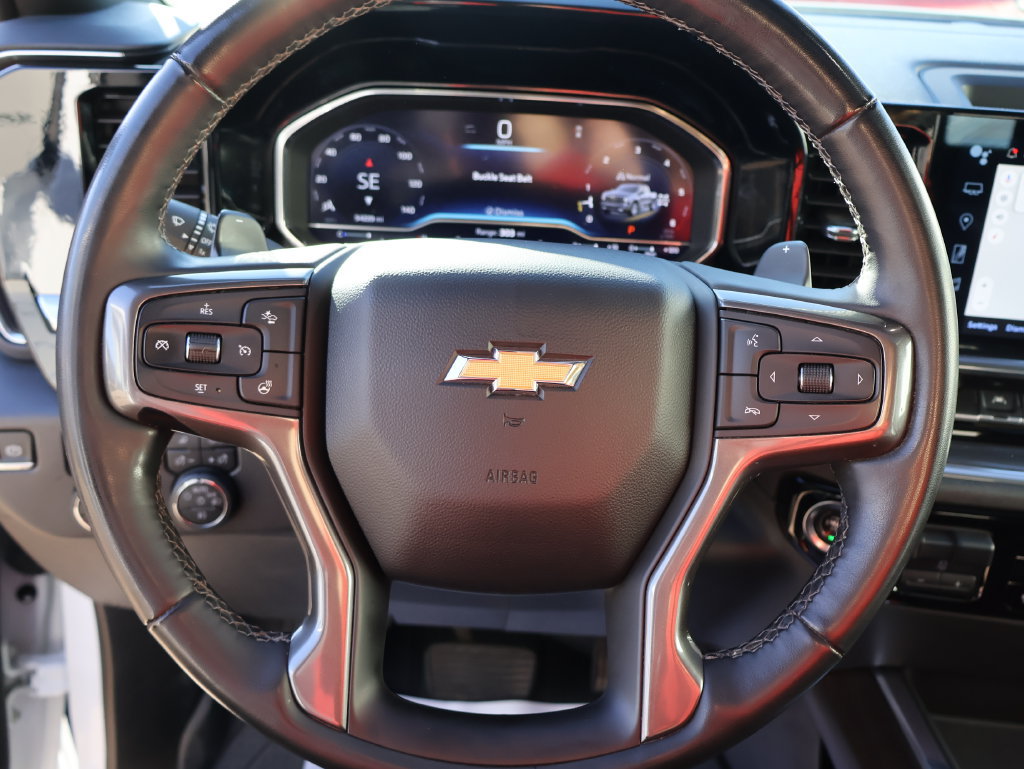 Used 2024 Chevrolet Silverado 1500 High Country w/ High Country Premium Package AWD/4WD image 28