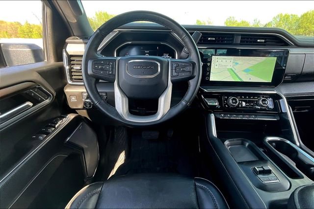 Used 2024 GMC Sierra 3500 Denali w/ Denali Reserve Package image 9