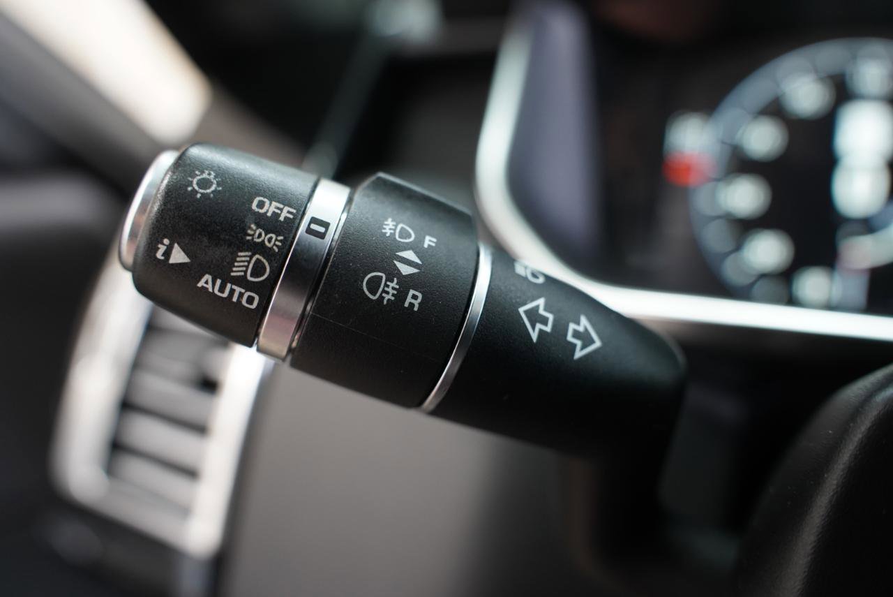 Used 2017 Land Rover Range Rover Supercharged image 14