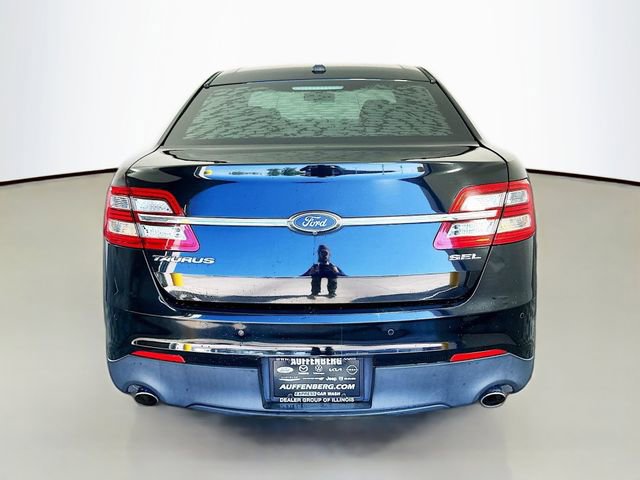 Used 2016 Ford Taurus SEL FWD image 6