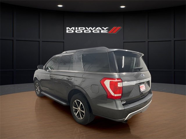 Used 2019 Ford Expedition XLT image 3