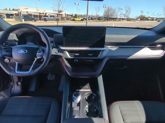Used 2025 Ford Explorer ST-Line w/ ST-Line Street Pack image 13