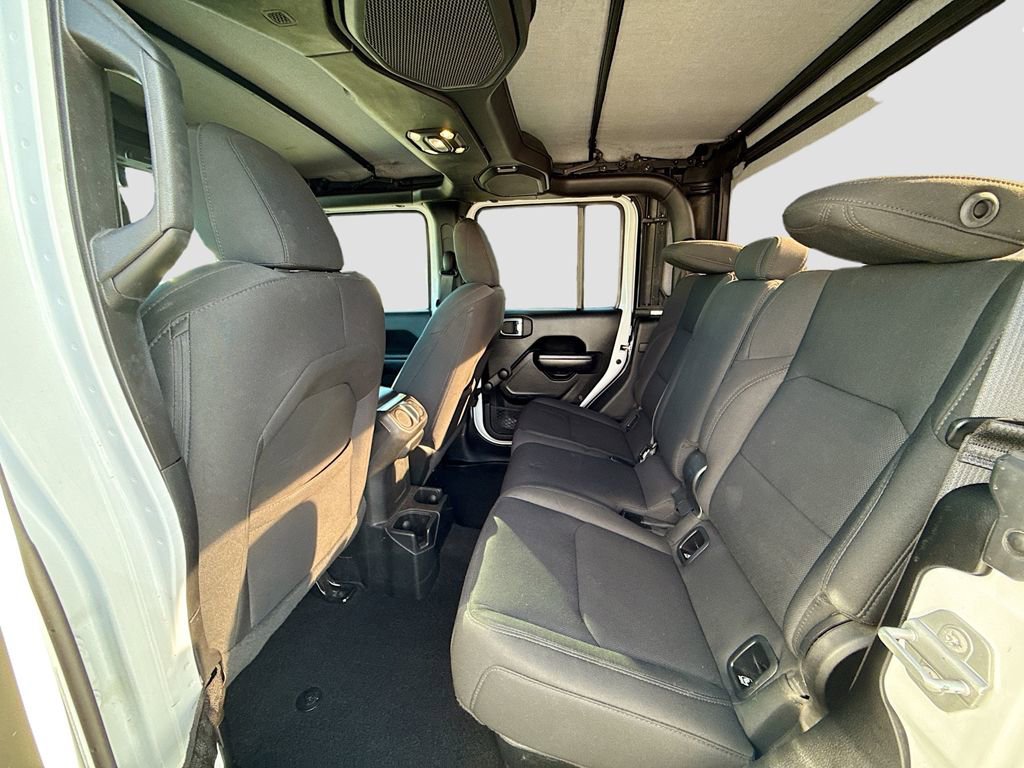 Used 2021 Jeep Gladiator Sport image 21