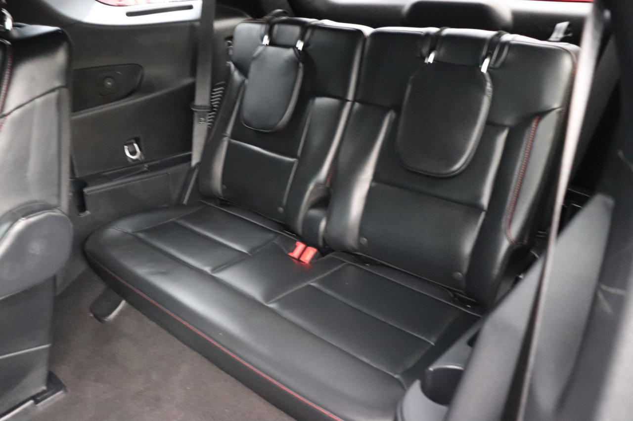 Used 2025 Ford Explorer ST-Line image 13