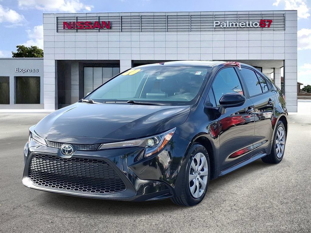 Used 2020 Toyota Corolla LE FWD image 3
