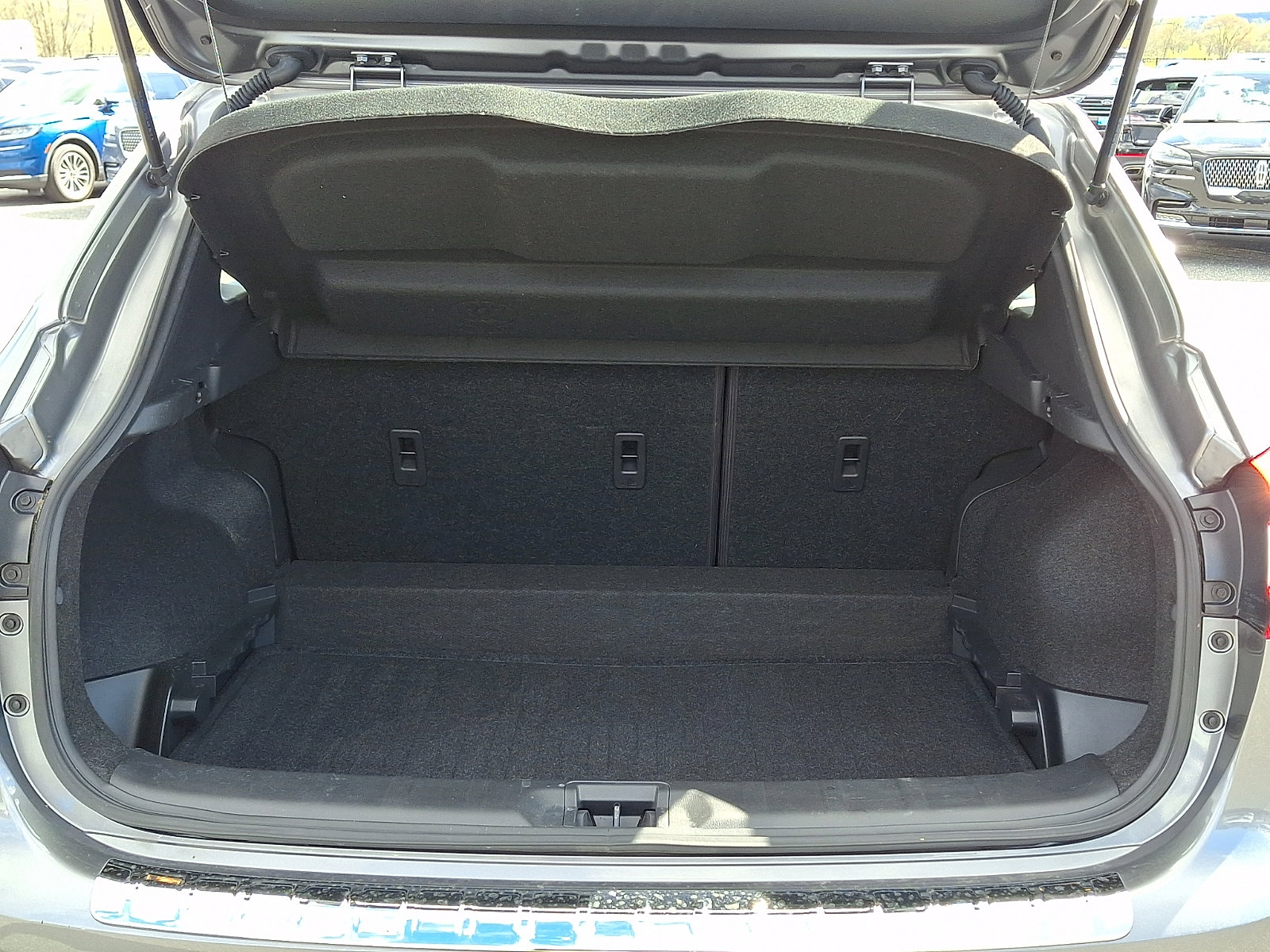 Used 2020 Nissan Rogue Sport S image 28