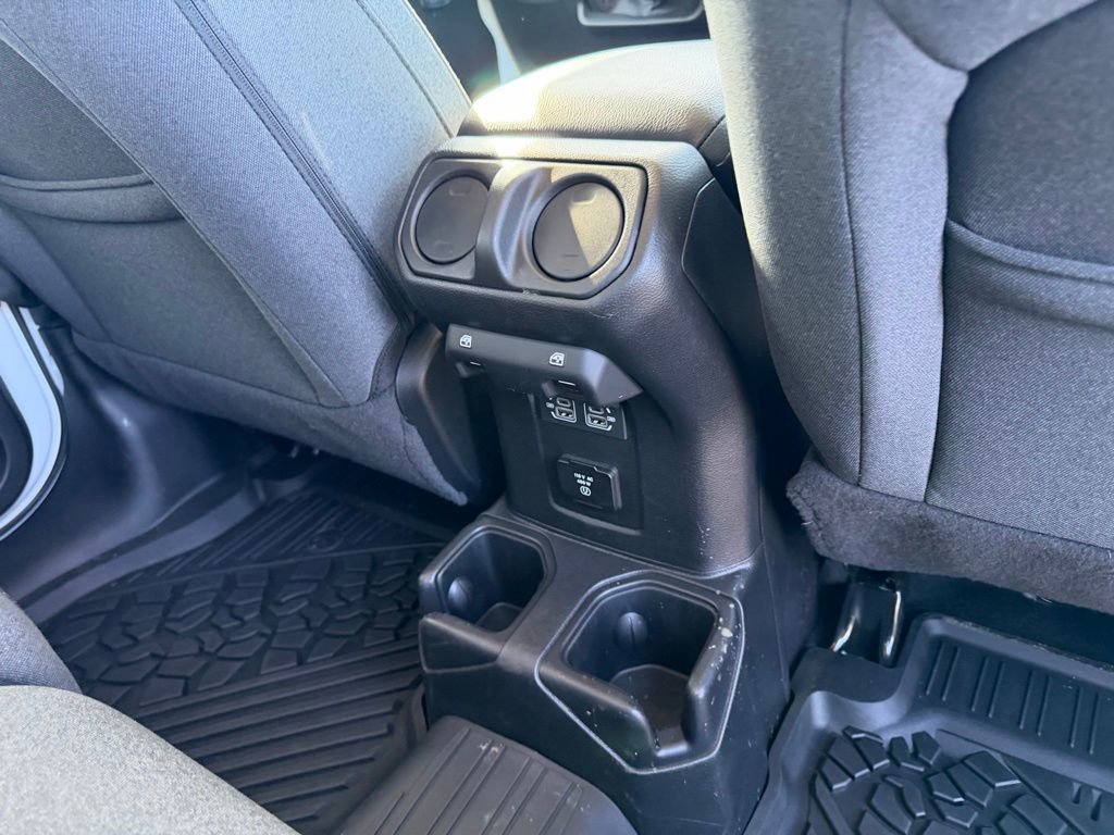 Used 2024 Jeep Gladiator Sport image 34