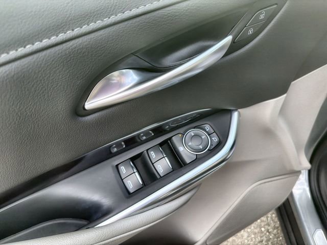 Used 2023 Cadillac XT4 Luxury w/ Cold Weather Package image 23