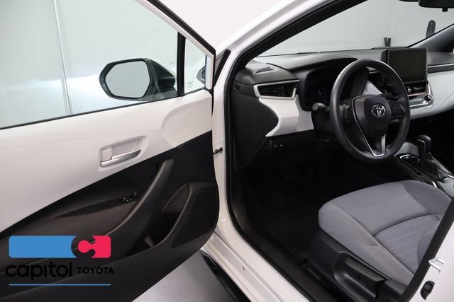 Certified 2026 Toyota Corolla SE FWD image 8