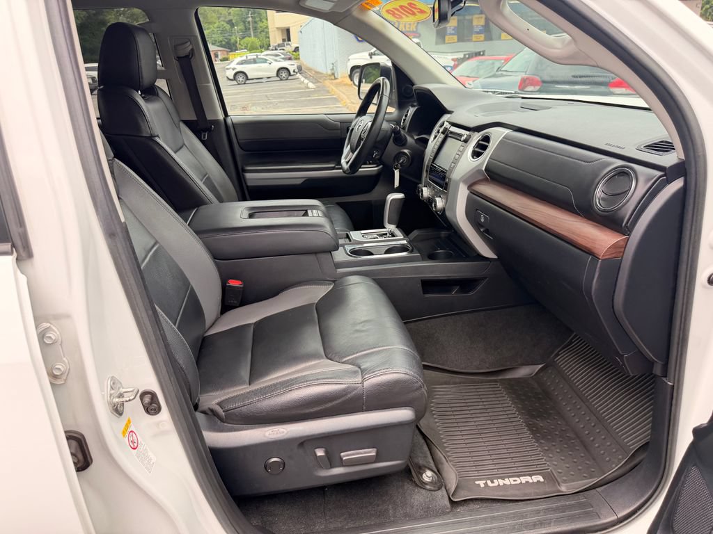 Used 2018 Toyota Tundra Limited w/ Limited Premium Package AWD/4WD image 49
