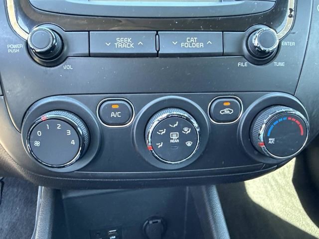 Used 2018 Kia Forte LX w/ LX Rear Camera Package image 26