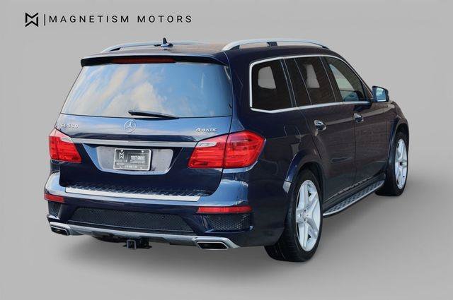 Used 2015 Mercedes-Benz GL 550 4MATIC image 11