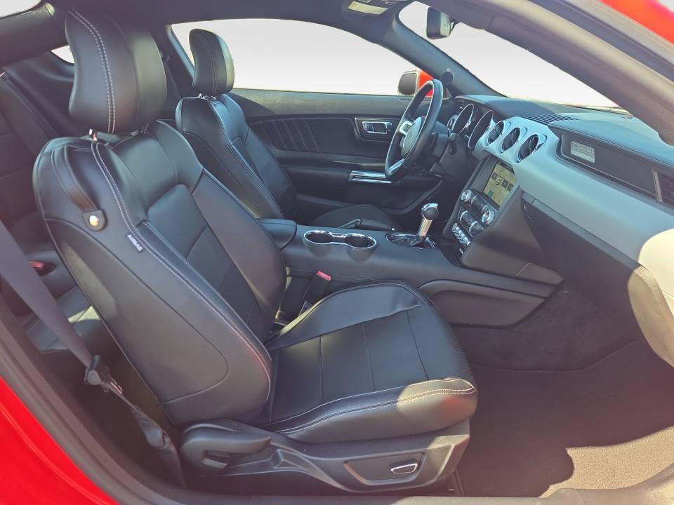 Used 2016 Ford Mustang GT Premium w/ Equipment Group 401A RWD image 32