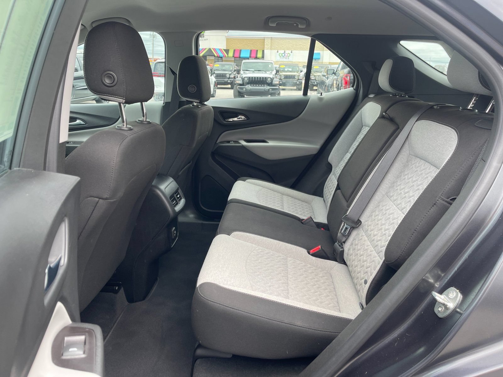 Used 2022 Chevrolet Equinox LS AWD/4WD image 14