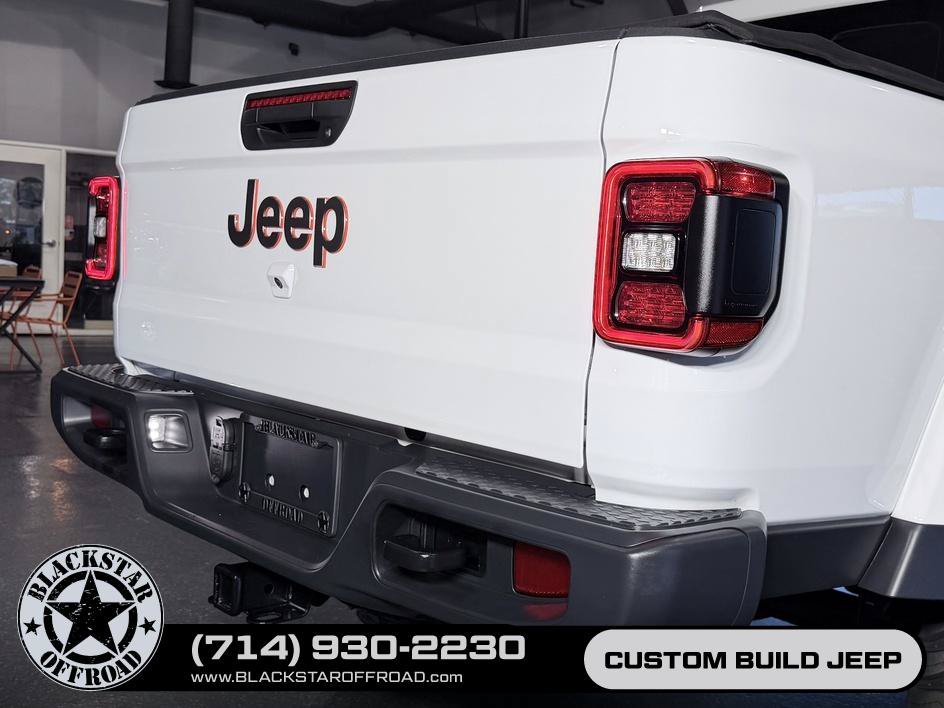 Used 2023 Jeep Gladiator Mojave w/ LED Lighting Group AWD/4WD image 14