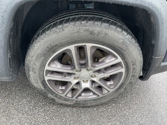 Used 2020 Jeep Compass Latitude image 9