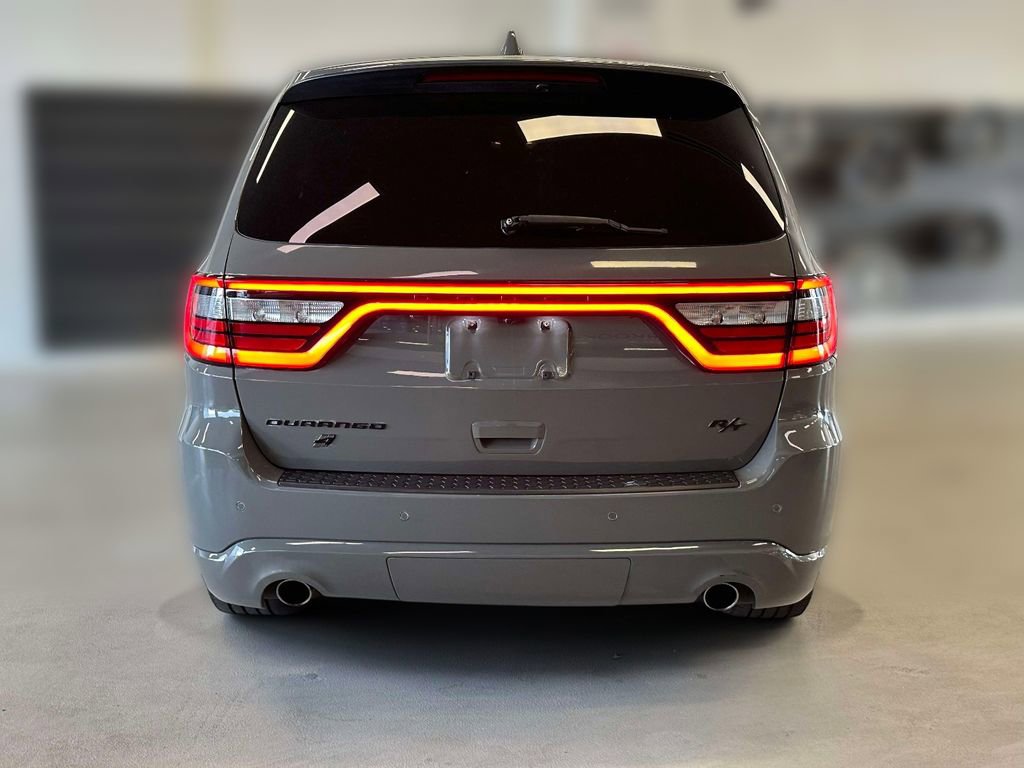 Used 2022 Dodge Durango R/T w/ Blacktop Package AWD/4WD image 5