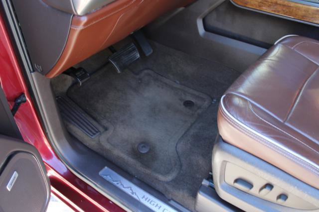 Used 2015 Chevrolet Silverado 1500 High Country w/ High Country Premium Package image 16