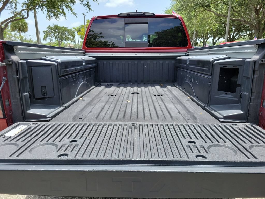 Used 2024 Nissan Titan Platinum Reserve w/ Moonroof Package AWD/4WD image 7