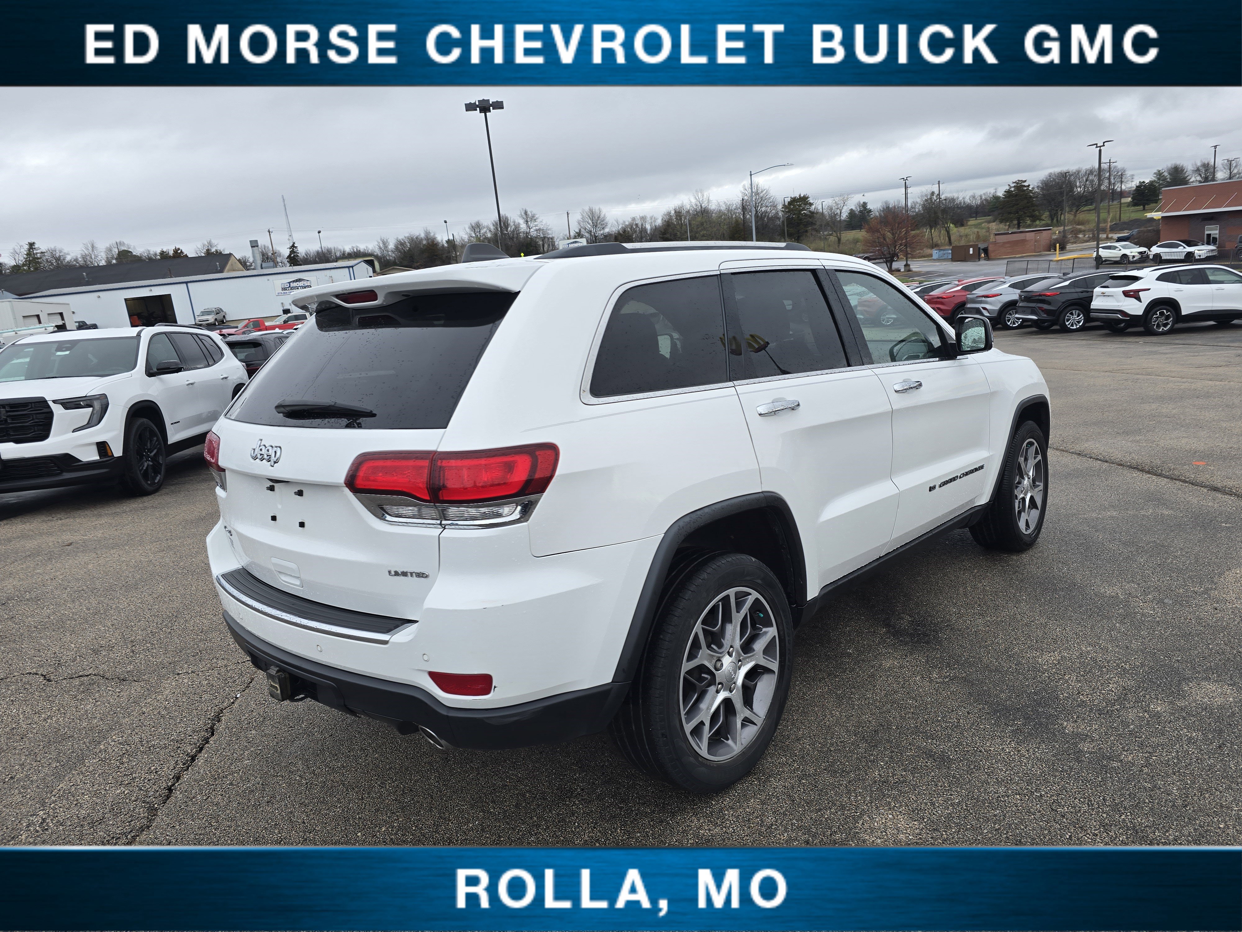 Used 2022 Jeep Grand Cherokee Limited w/ Trailer Tow Group IV AWD/4WD image 3