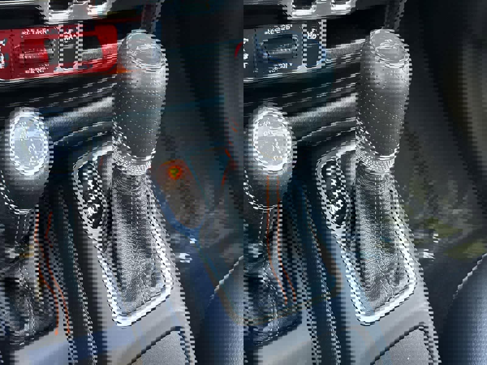 Used 2023 Jeep Gladiator Mojave w/ Cold Weather Group image 14