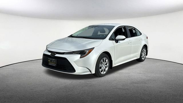 New 2026 Toyota Corolla LE image 4