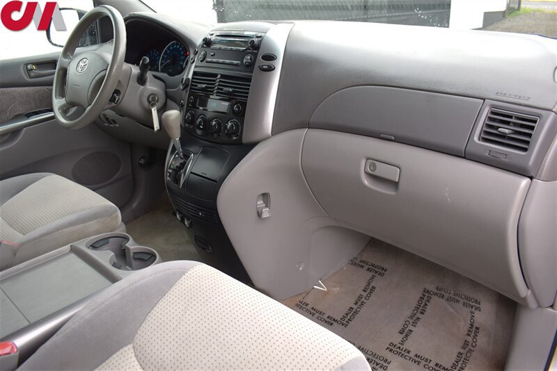 Used 2008 Toyota Sienna LE AWD/4WD image 11
