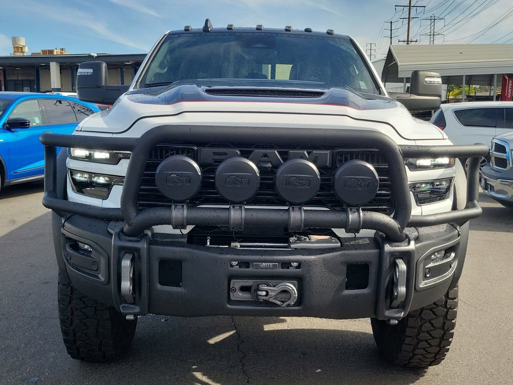 Used 2025 RAM 2500 Laramie AWD/4WD image 39