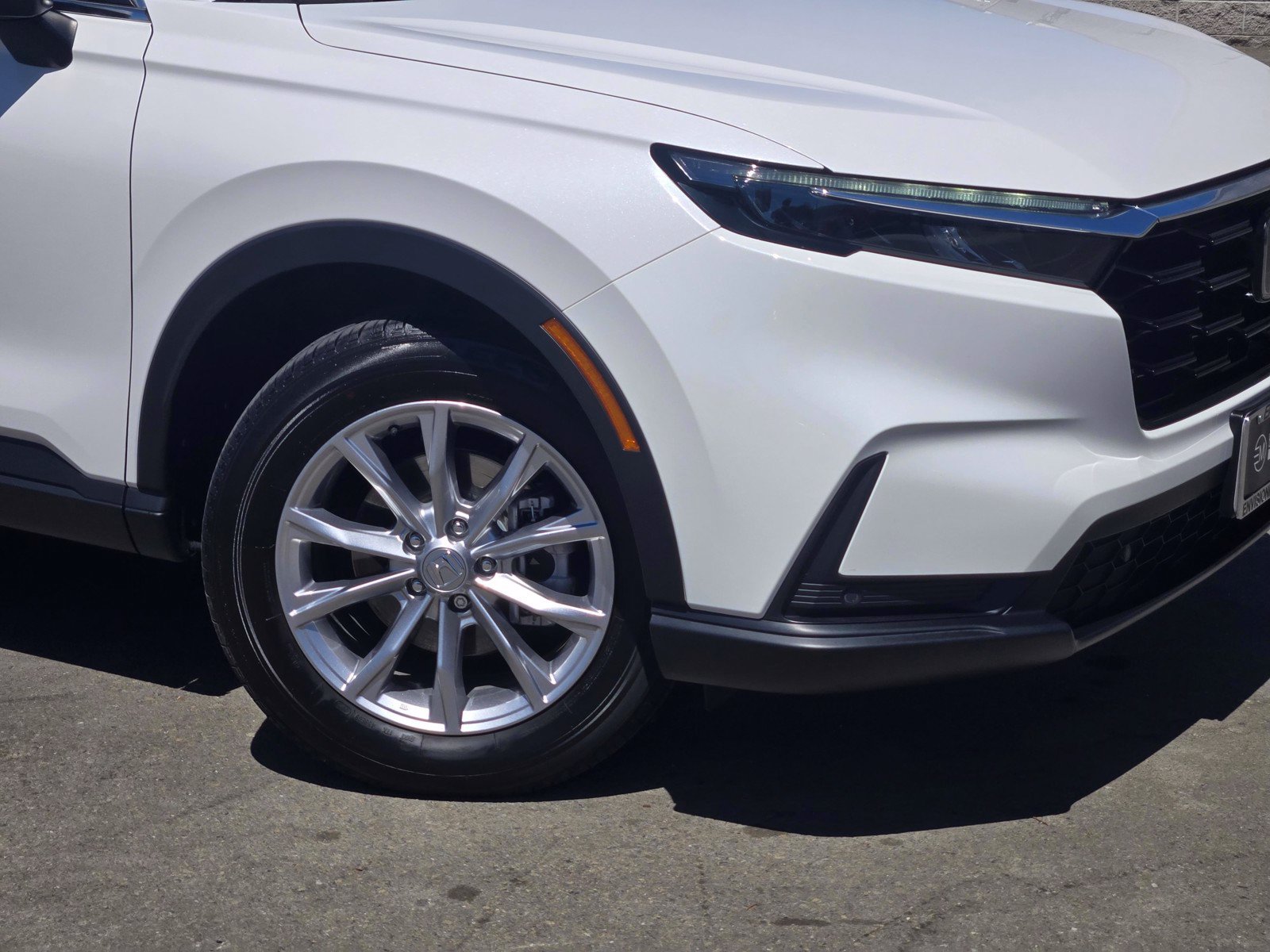 Certified 2025 Honda CR-V EX-L image 9