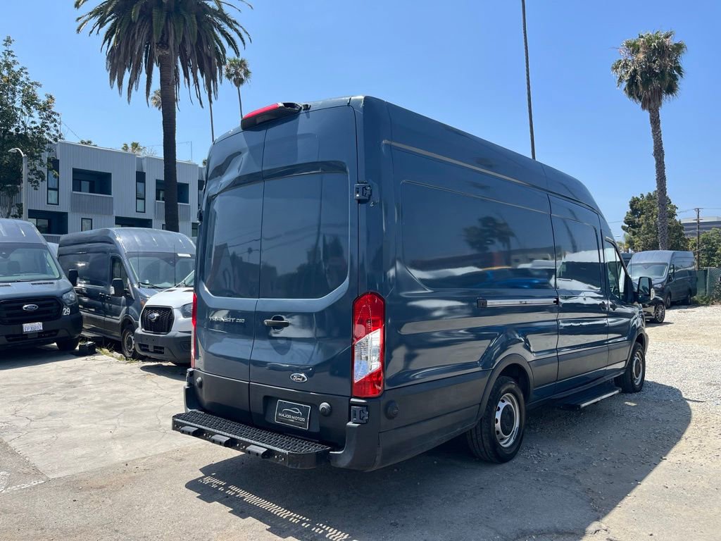 Used 2019 Ford Transit 250 148 High Roof Extended RWD image 6