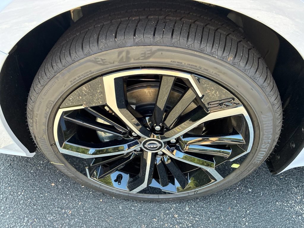 New 2026 Nissan Altima 2.5 SR AWD/4WD image 12