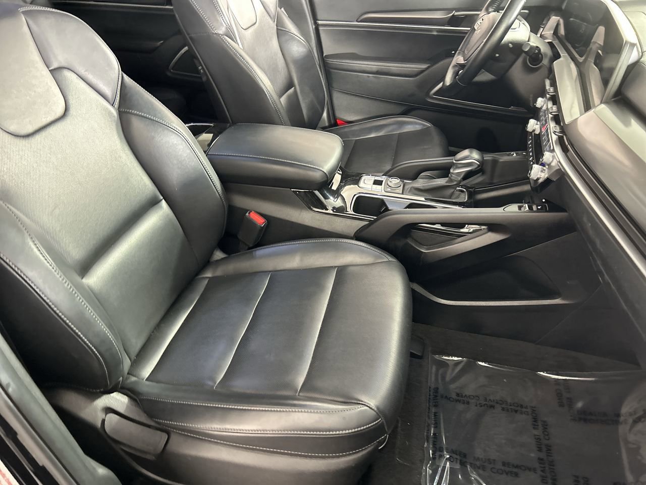 Used 2025 Kia Telluride S AWD/4WD image 27