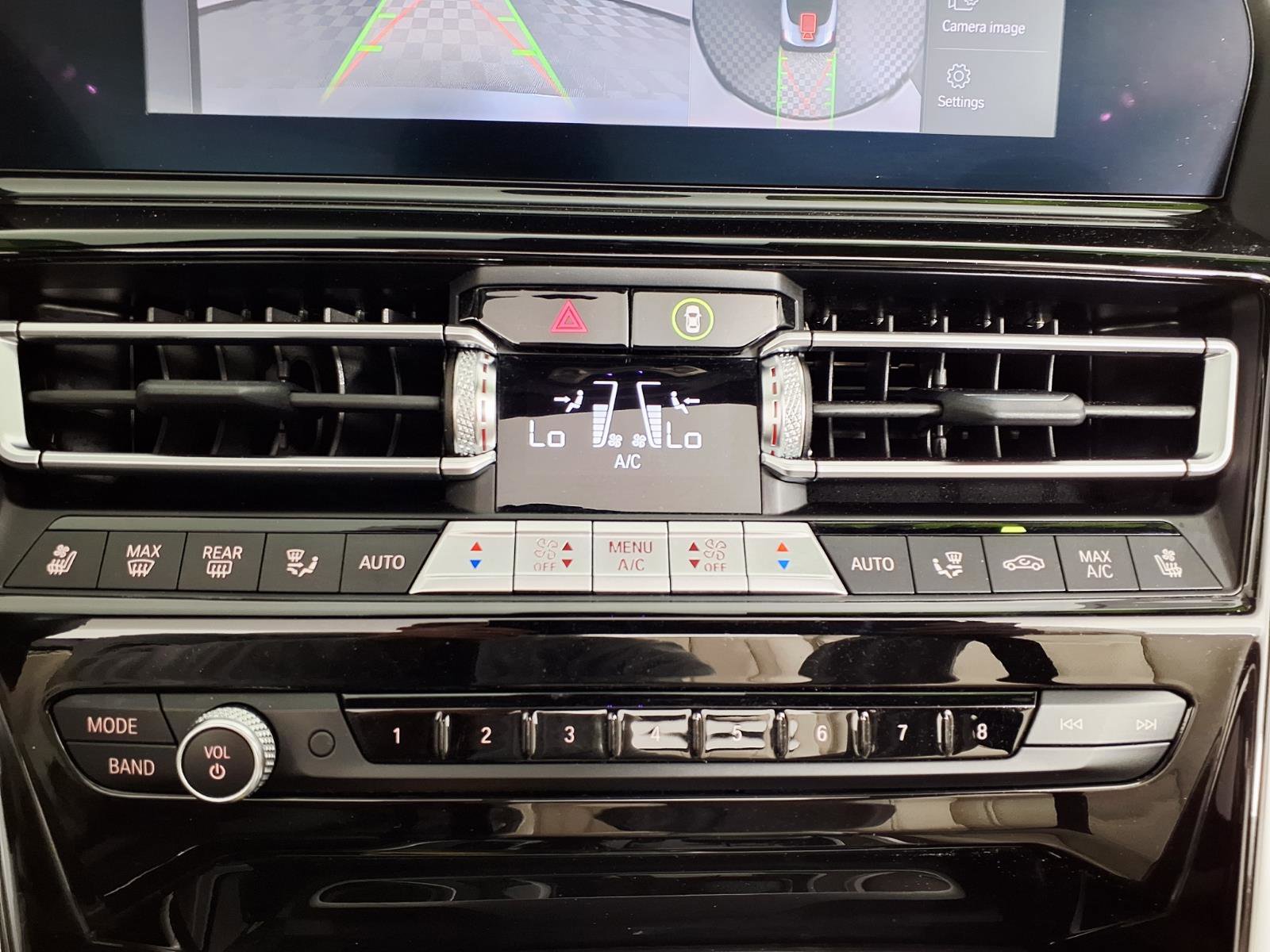 Used 2022 BMW 840i xDrive Convertible w/ Comfort Seating Package AWD/4WD image 19