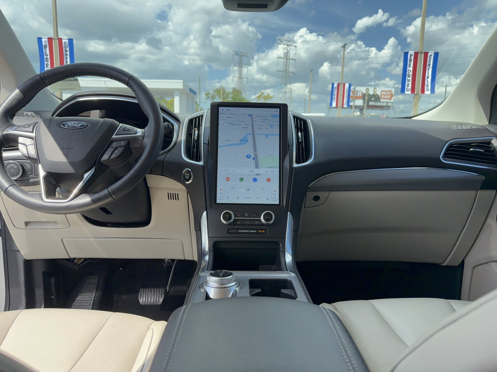 Certified 2021 Ford Edge Titanium w/ Equipment Group 301A image 28