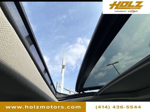 Used 2017 Chevrolet Impala Premier w/ Enhanced Convenience Package image 20