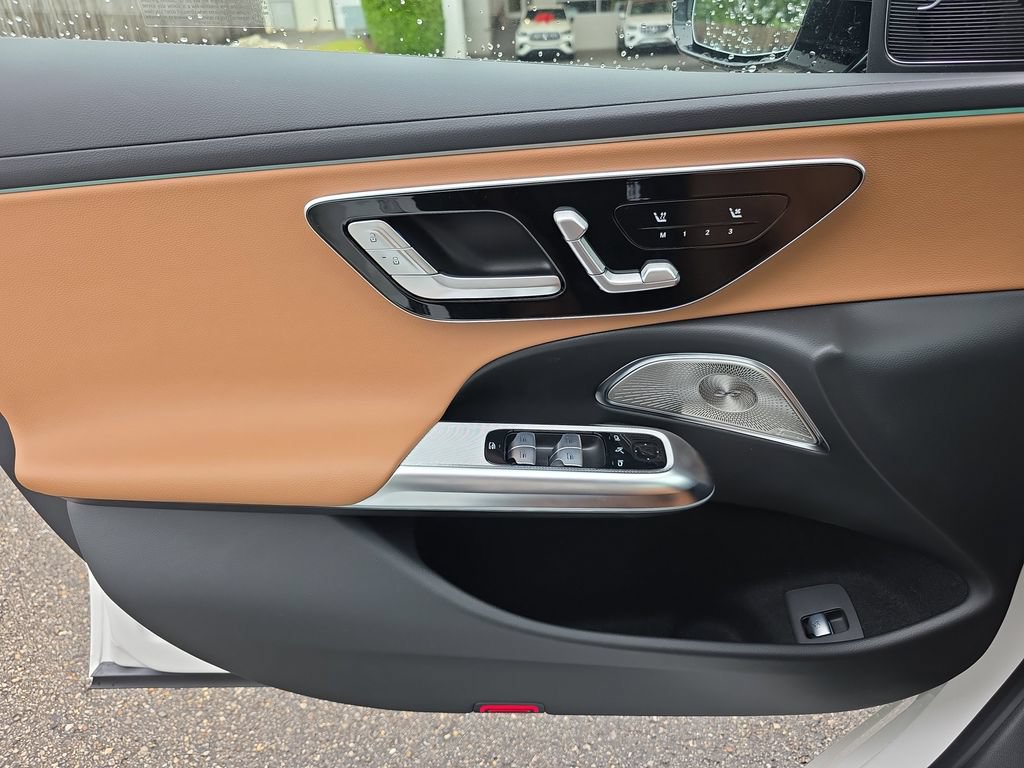 New 2026 Mercedes-Benz E 350 4MATIC Sedan image 19