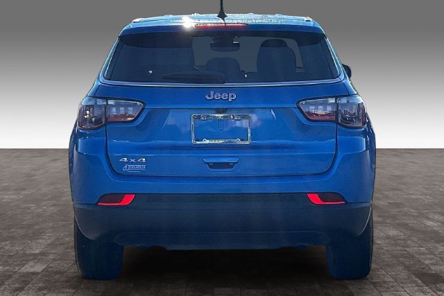 Certified 2025 Jeep Compass Sport AWD/4WD image 4
