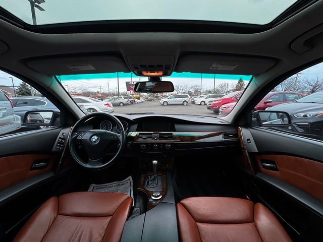 Used 2006 BMW 530xi Sedan image 25