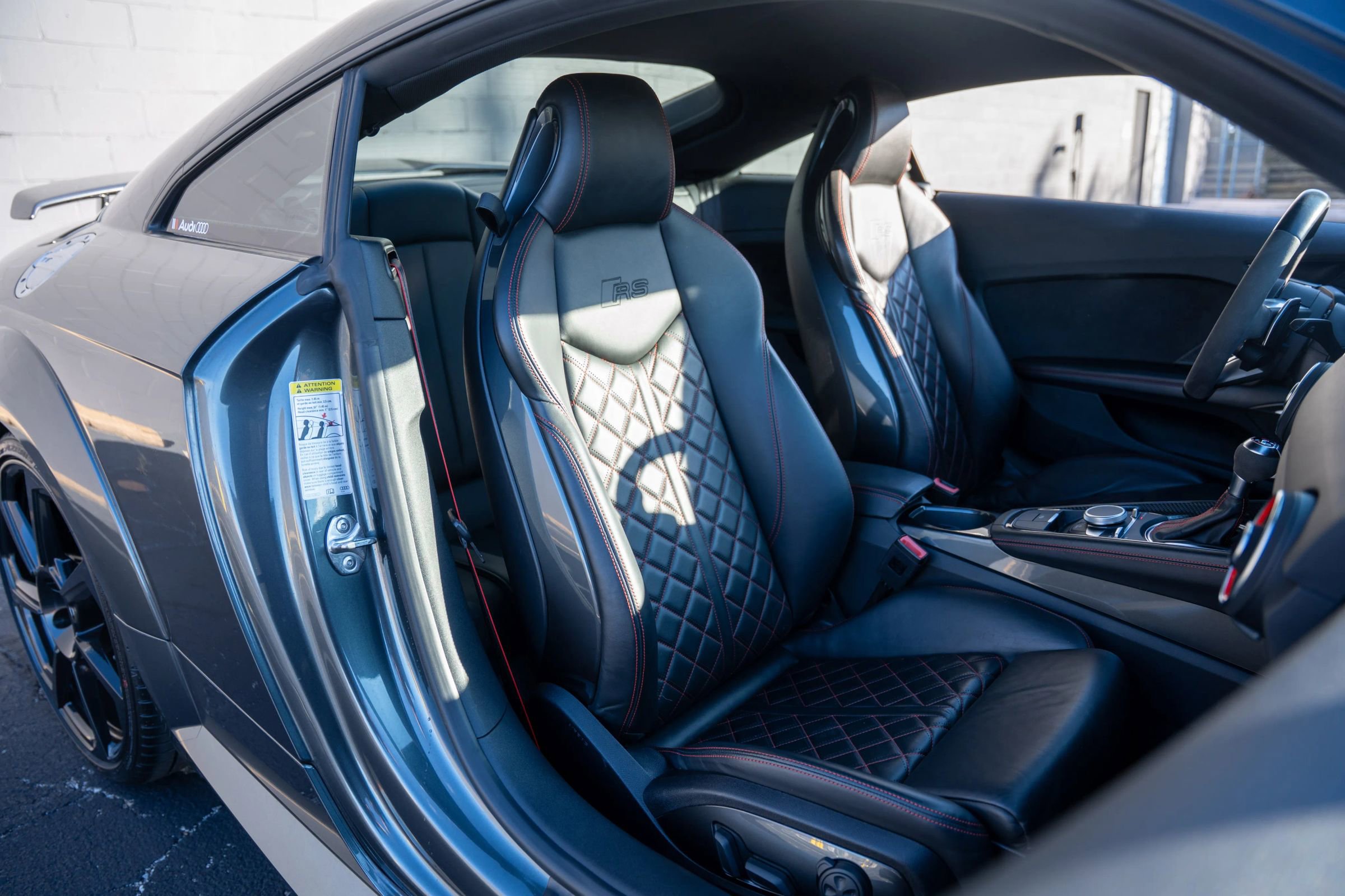 Used 2018 Audi TT RS image 13