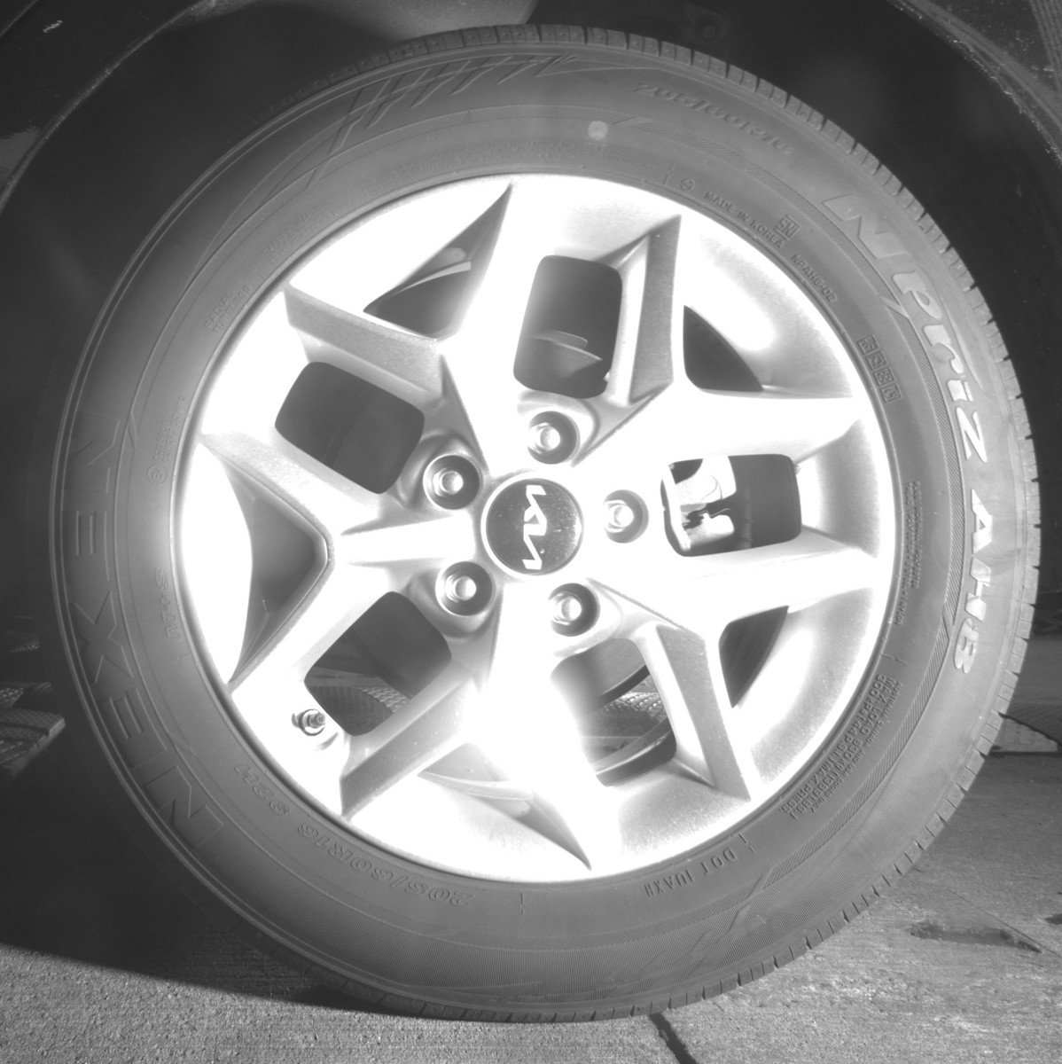 Used 2025 Kia Soul LX w/ LX Technology Package FWD image 21