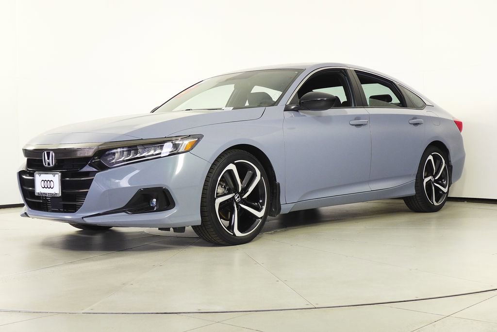 Used 2022 Honda Accord Sport image 2